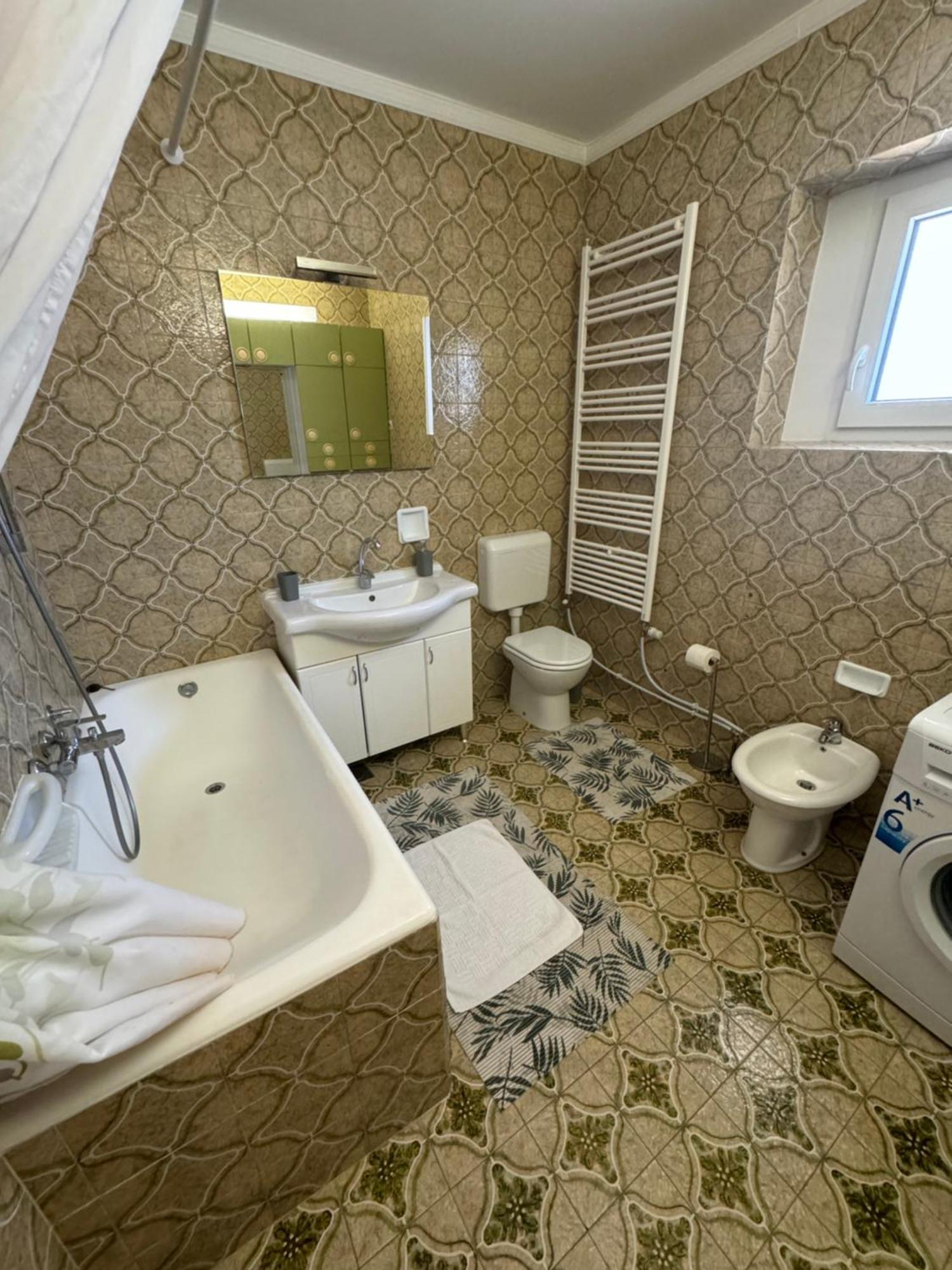 Apartments And Rooms Orazem Zoro Portoroz Exterior photo